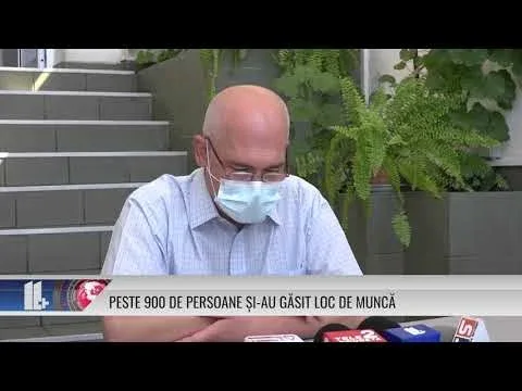 PESTE 900 DE PERSOANE ȘI AU GĂSIT LOC DE MUNCĂ