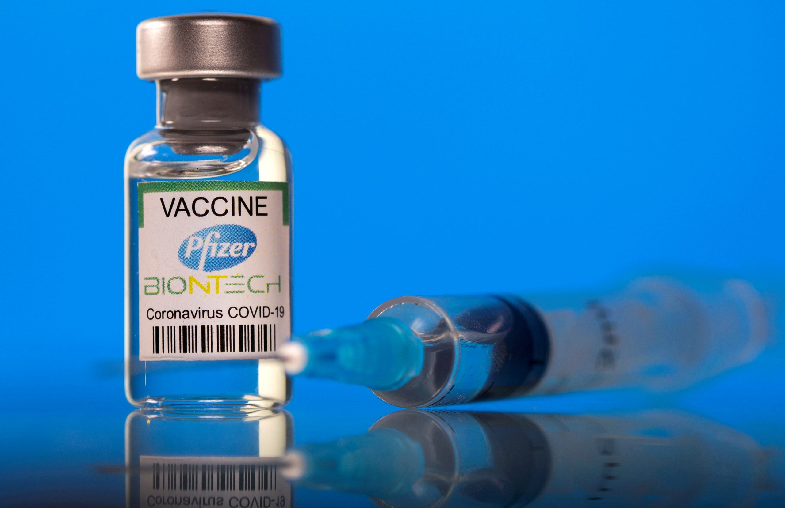 VACCINUL PFIZER BIONTECH A PRIMIT AUTORIZARE DEFINITIVĂ ÎN S.U.A.