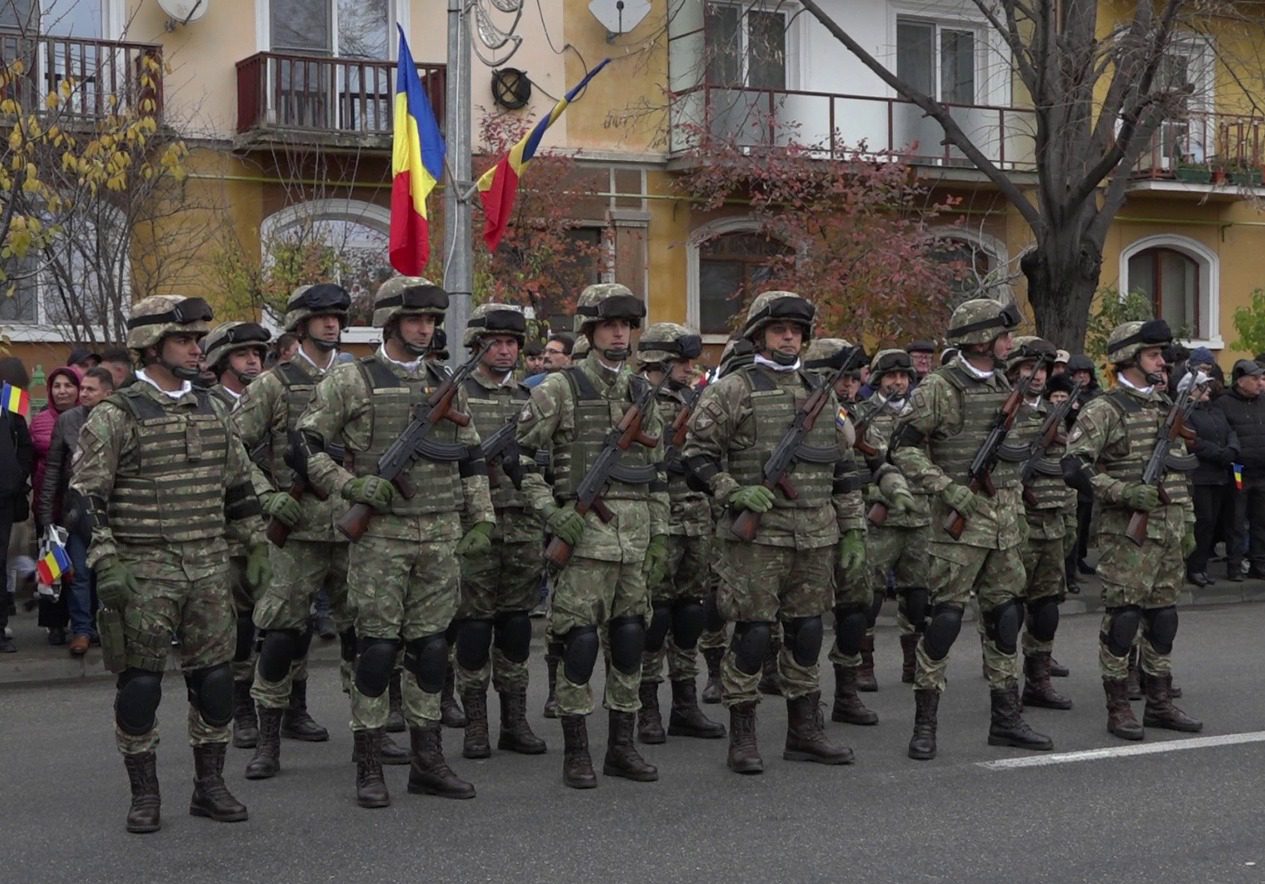 Au început înscrierile pentru învățământul militar