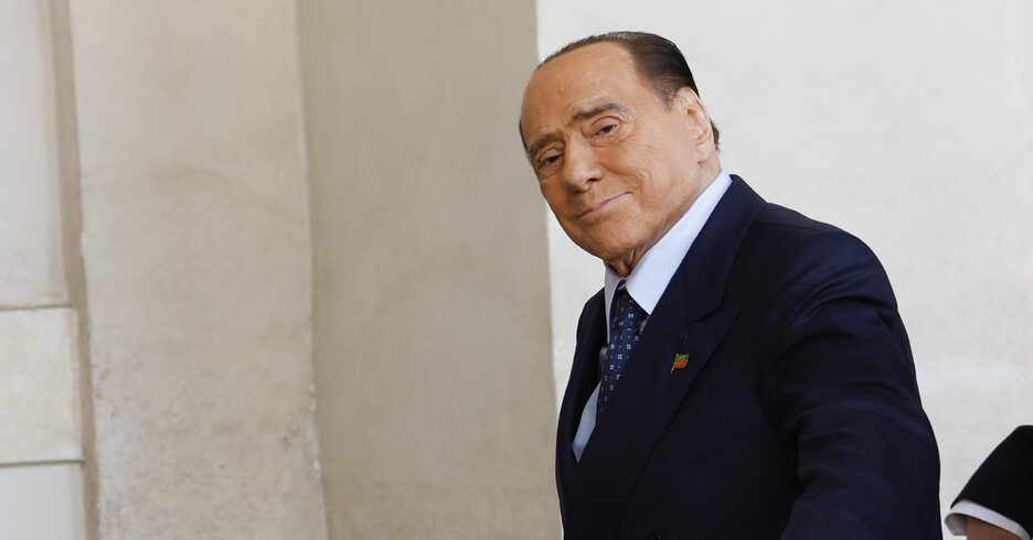 A murit fostul premier italian Silvio Berlusconi