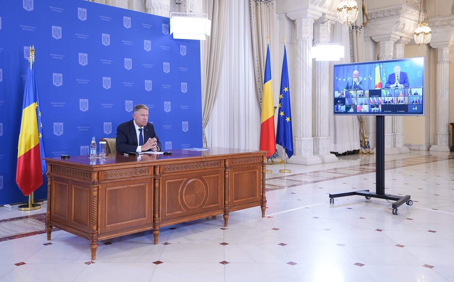 Președintele Iohannis a participat la reuniunea extraordinară a Consiliului European pe tema situației din Orientul Mijlociu